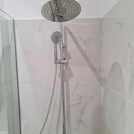 Kyana Luxury Appartement *
